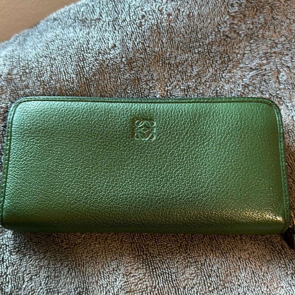 Vintage Loewe Green Zippy Wallet